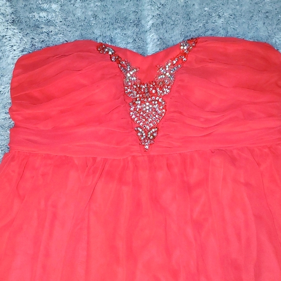 Deb hi low dress - Picture 2 of 4